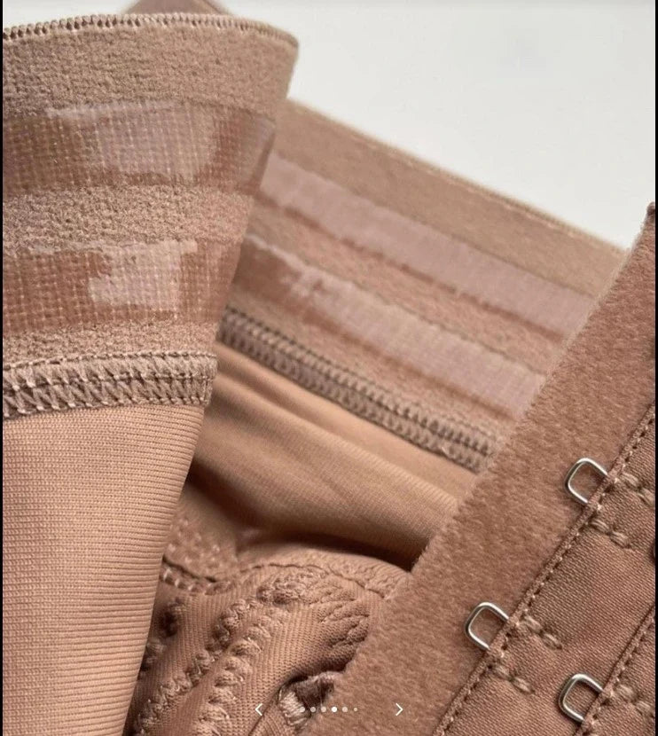 Faja Short Invisible Broches